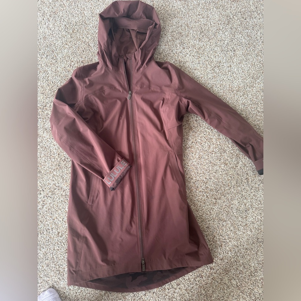 lululemon athletica Long Hooded Rain Jacket - Mauve Brown